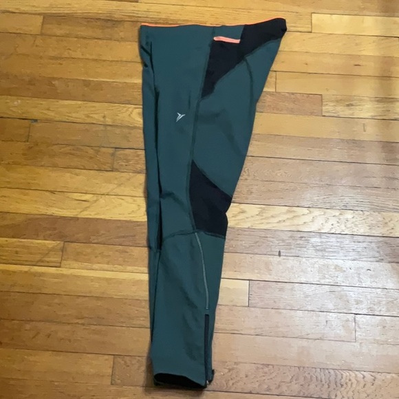 Old Navy Active Wear Men’s Medium Green Workout Pants - Picture 3 of 7